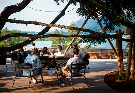 Ô Cèdre: for unforgettable summer evenings on the banks of Lake Annecy